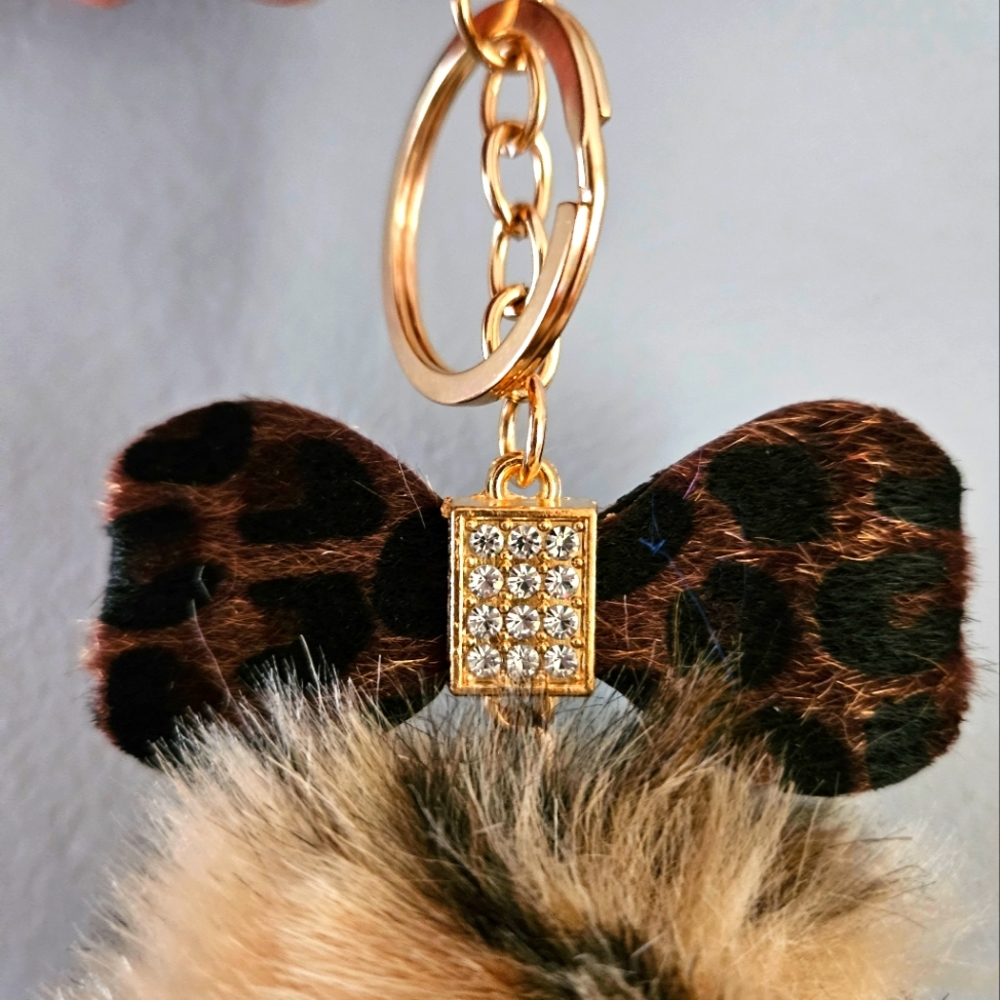 NWOT Leopard Bow Bag Charm - Picture 3 of 4